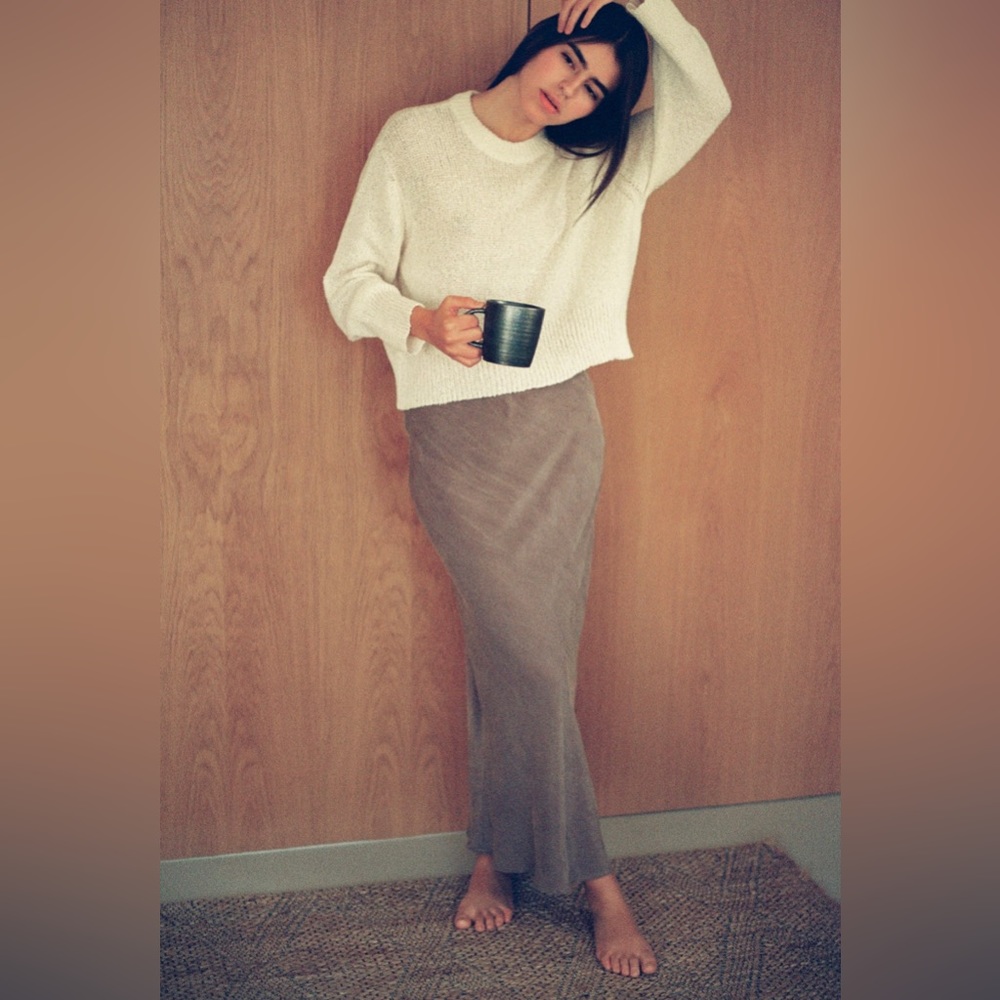 ISO Grace skirt in 90s grey